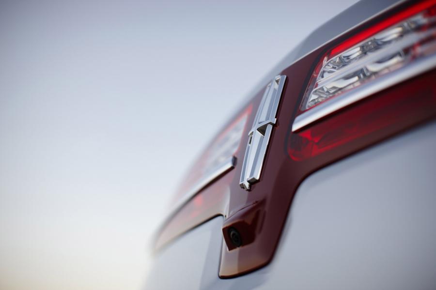 Детали экстерьера Lincoln MKT 2010 года  (фото 31 из 79)